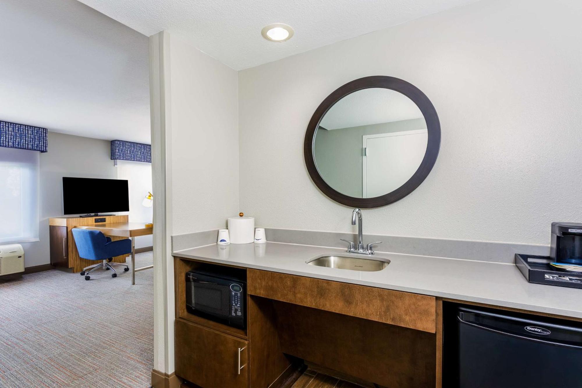 Hampton Inn & Suites Tallahassee I-10-Thomasville Road Экстерьер фото